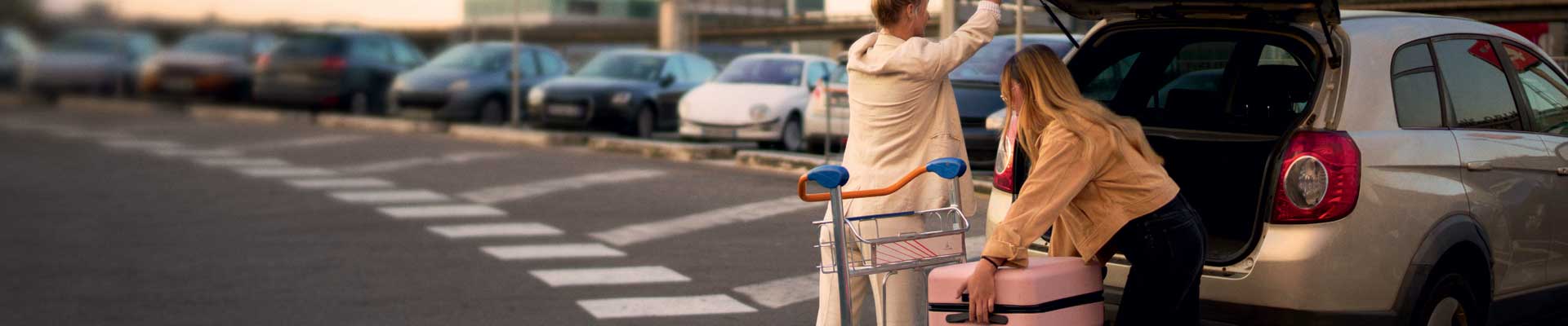 Official parking lots Paris airport
