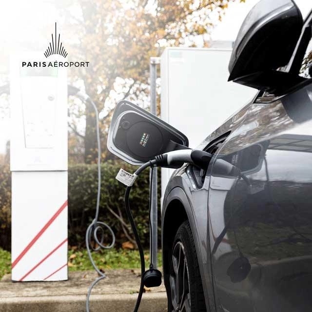 Bornes électriques au Parking Officiel Charles de Gaulle PG