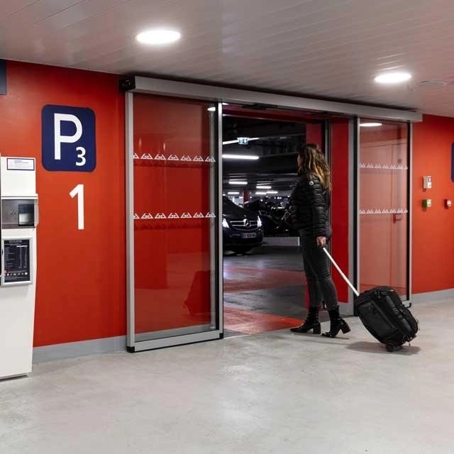 Parking_p3_orly.jpg