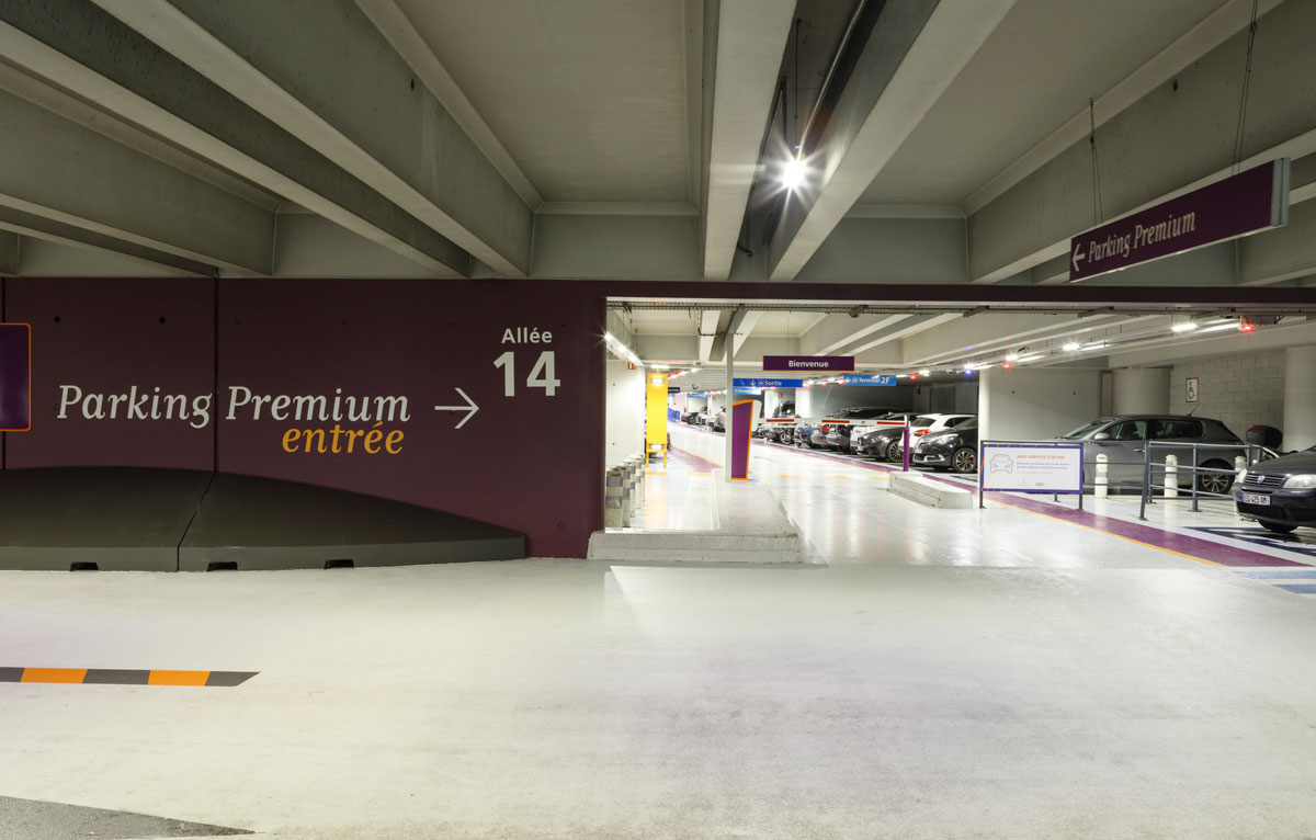Barrières d'entree parking premium de Paris Aéroport